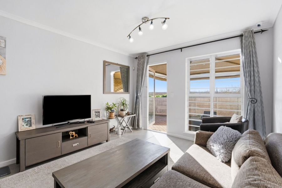 To Let 2 Bedroom Property for Rent in Milnerton Ridge Western Cape